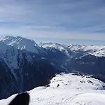 Rieser - Im Herzen Von - Sonniger Balkon - 3 Schlafzimmer Mayrhofen