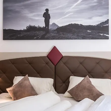 Rieser - Im Herzen Von - Sonniger Balkon - 3 Schlafzimmer Mayrhofen